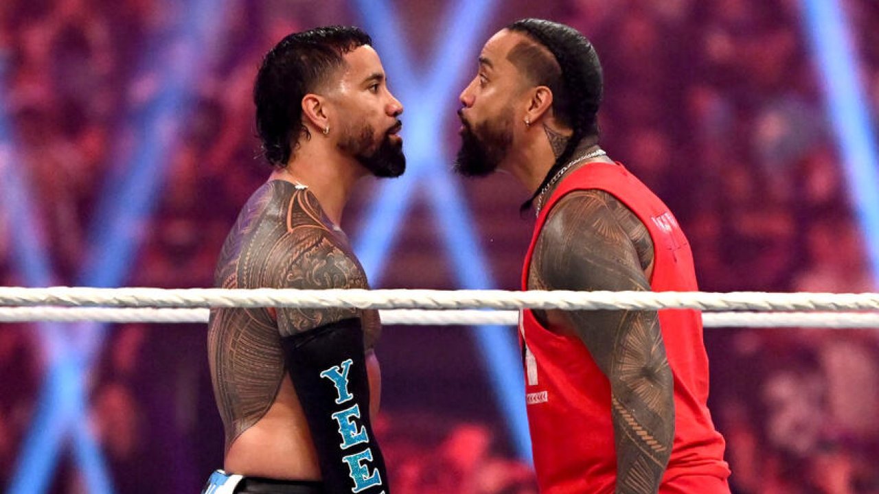 Jey Uso vs. Jimmy Uso