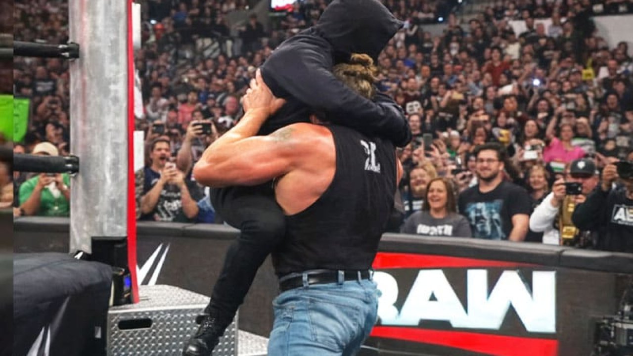 Masked-Man-Brock-Lesnar