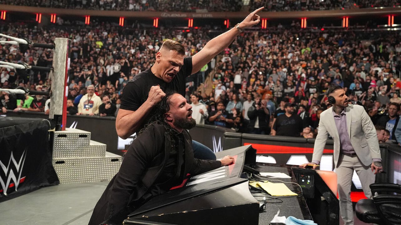 WWE Gunther Seth Rollins